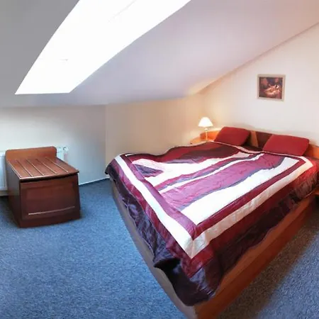 Babi Lom Gasthof Lelekovice